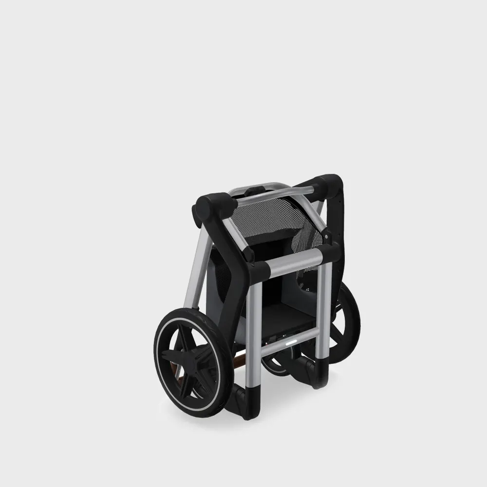 Construction with Carrycot - Image 3